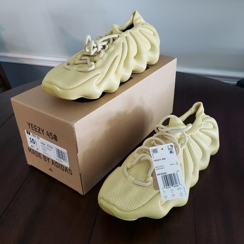 Yeezy 450 Adidas CONFIRMED men’s 10.5 SULFUR NWT